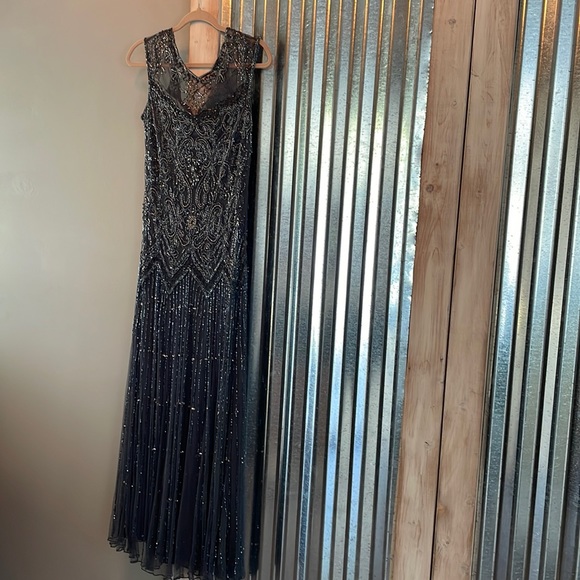 MOTHER OF THE BRIDE DRESS - Picture 1 of 6